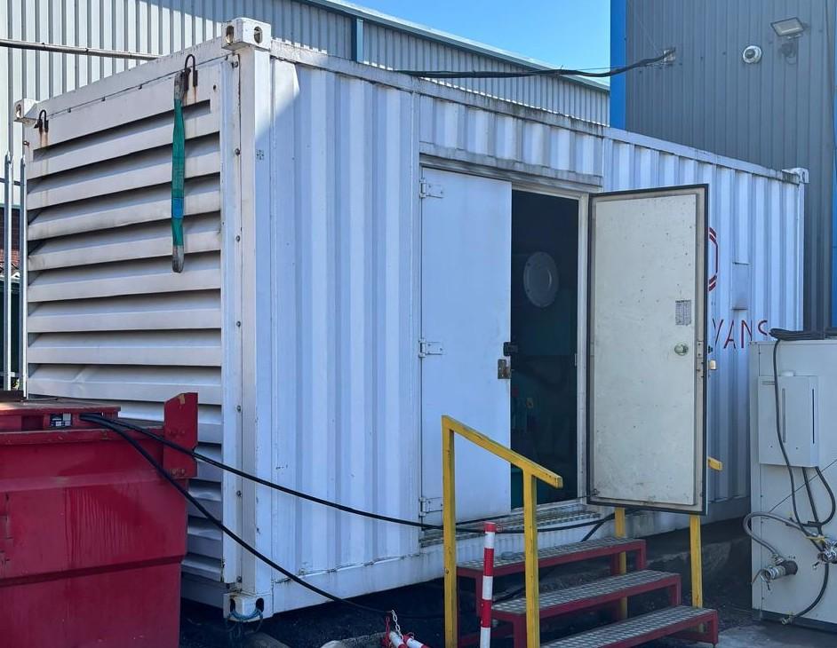 Acoustic container radiator end and open access door - 2014 CPG C900 D5 Cummins containerised generator