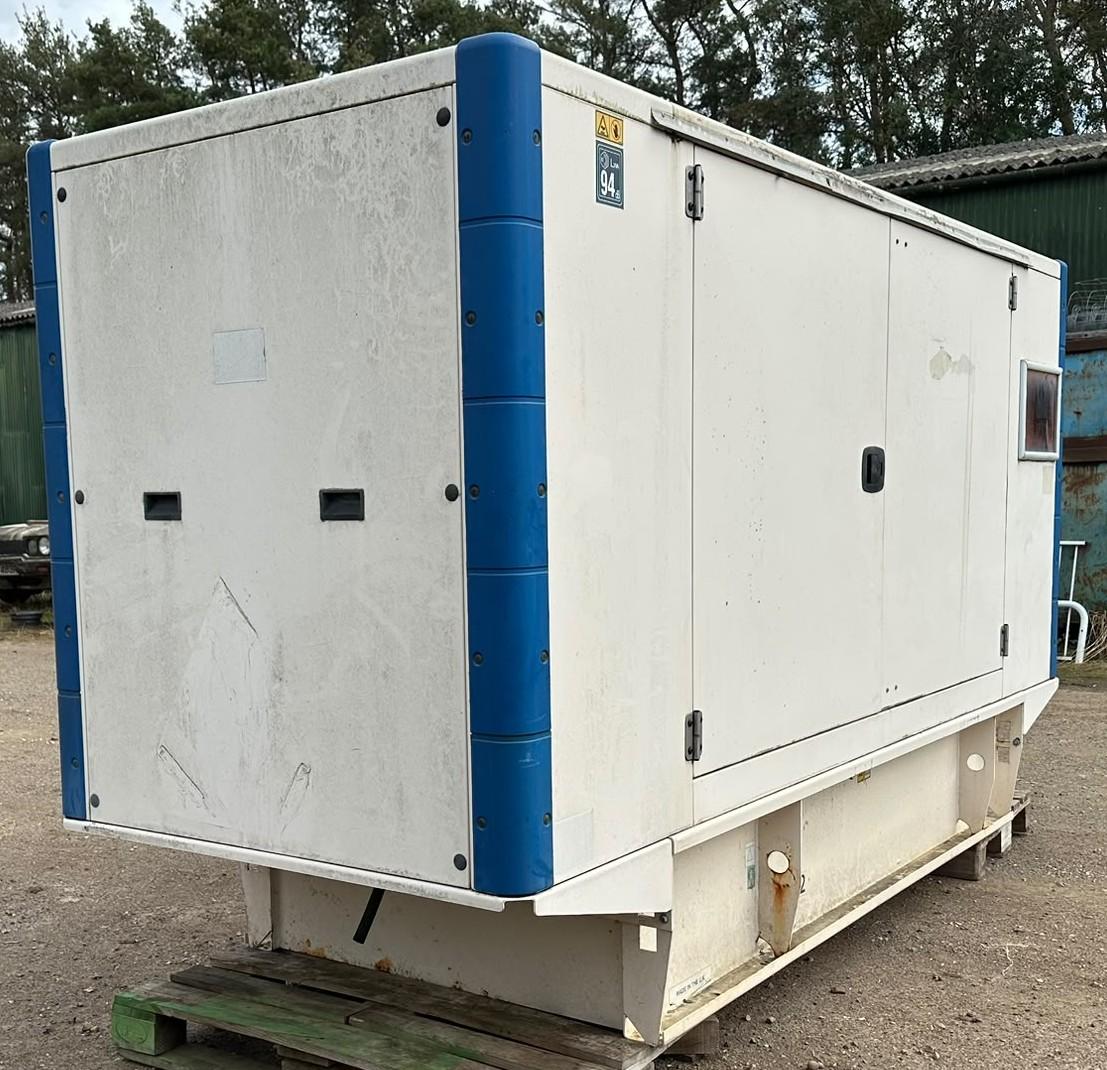 End and side view of enclosure - 2012 FG Wilson P200-2 used generator