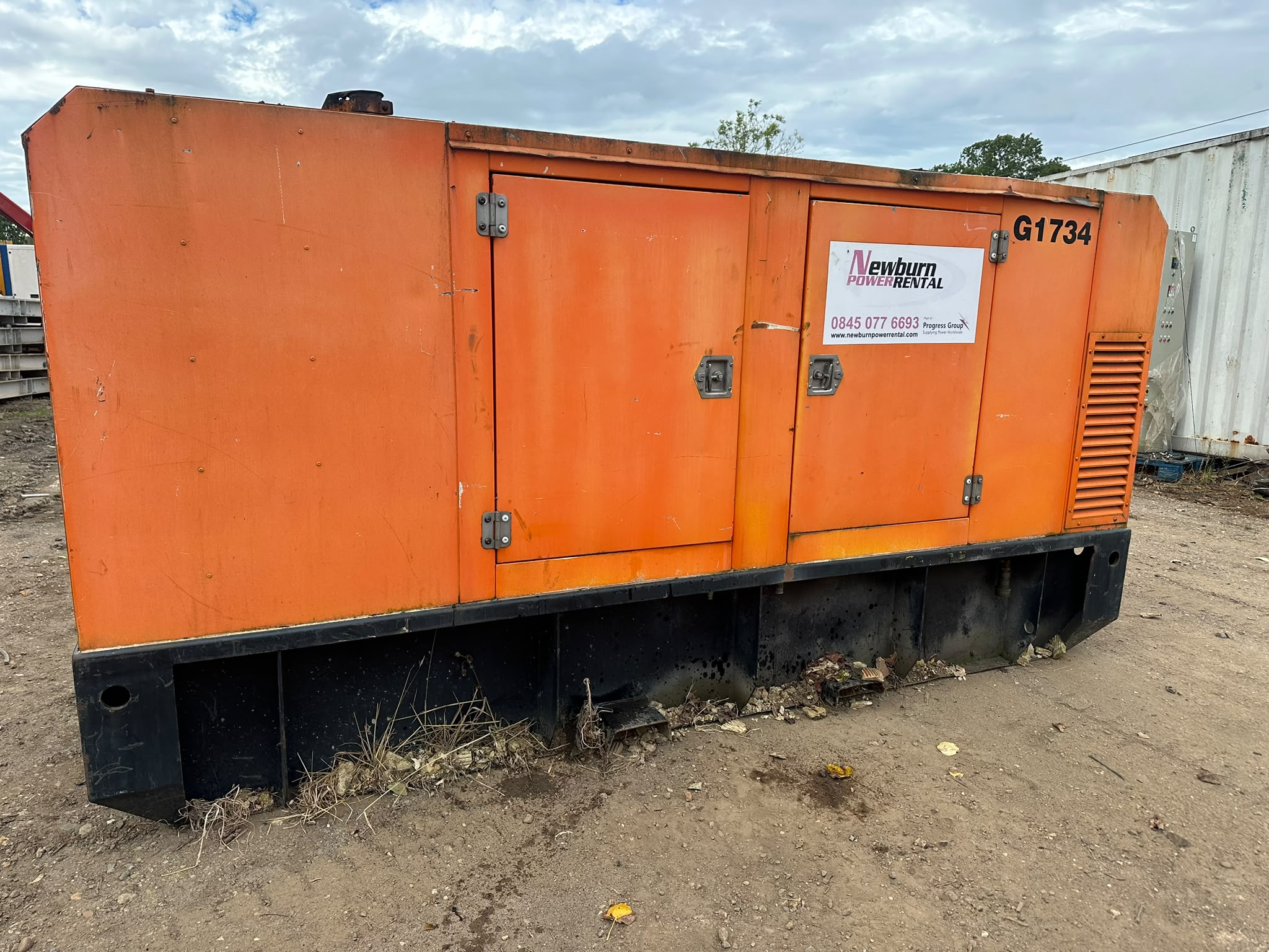 60 kVA FG Wilson P60 Used Perkins/Stamford Acoustic Generator, 2004, Acoustic